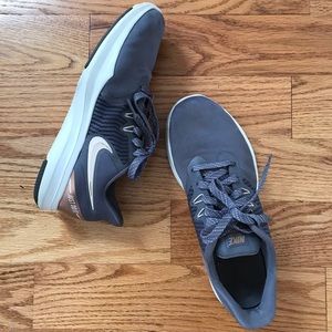 Nike Women’s In-Season TR 8 Cross Training Shoes